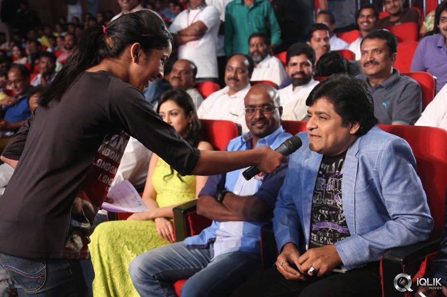 Chinnadana-Neekosam-Movie-Audio-Launch